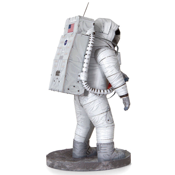 Apollo 11 Astronaut - COLOR - Metal Earth